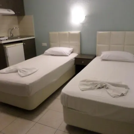 Dioni Aparthotel *